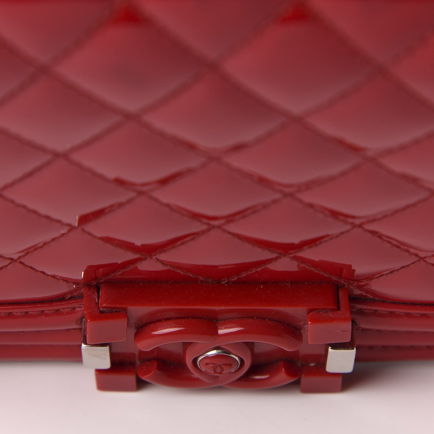 Patent Calfskin Quilted Medium Plexiglass Boy Flap Red