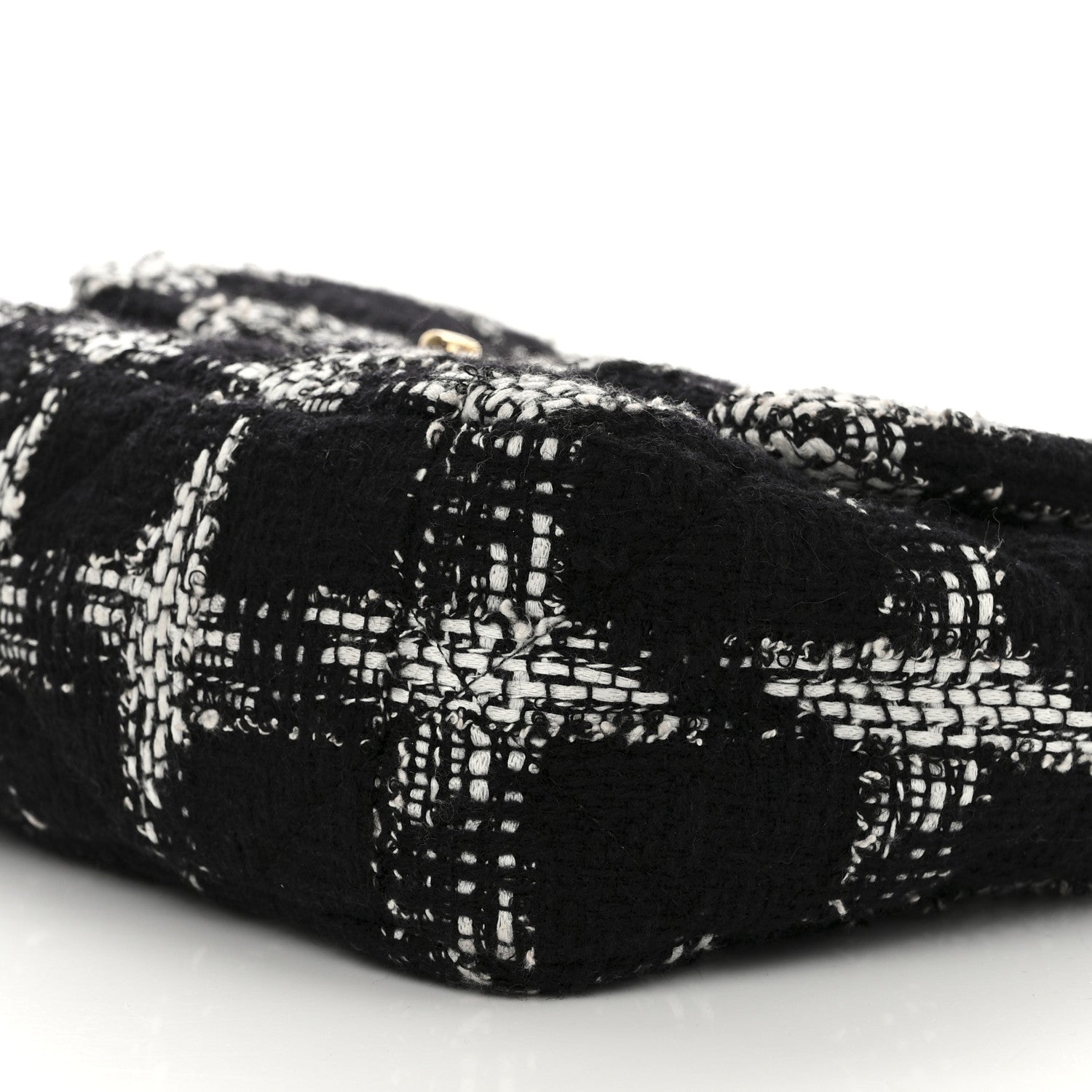 Chanel Tweed Houndstooth Quilted Medium Chanel 19 Flap Black White 10 of 10
