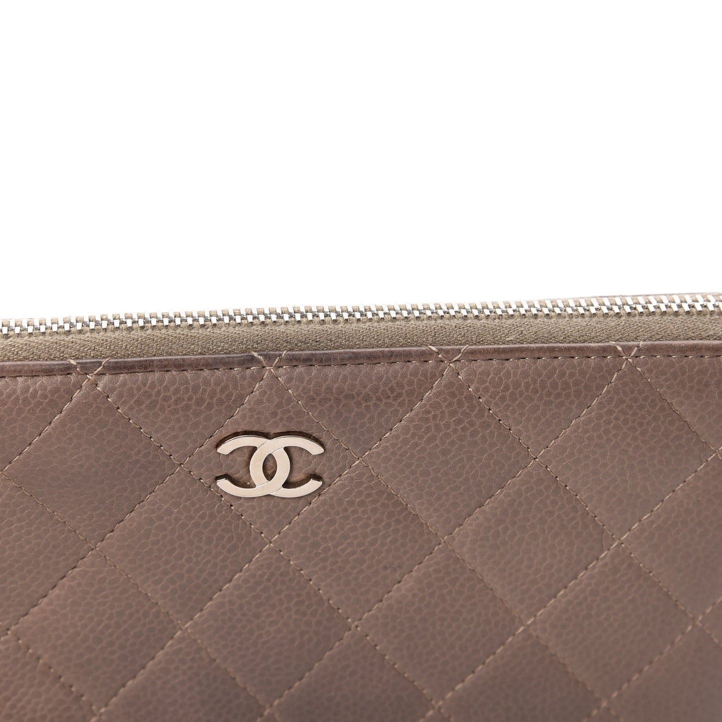 Caviar Quilted Large Gusset Zip Around Wallet Grey