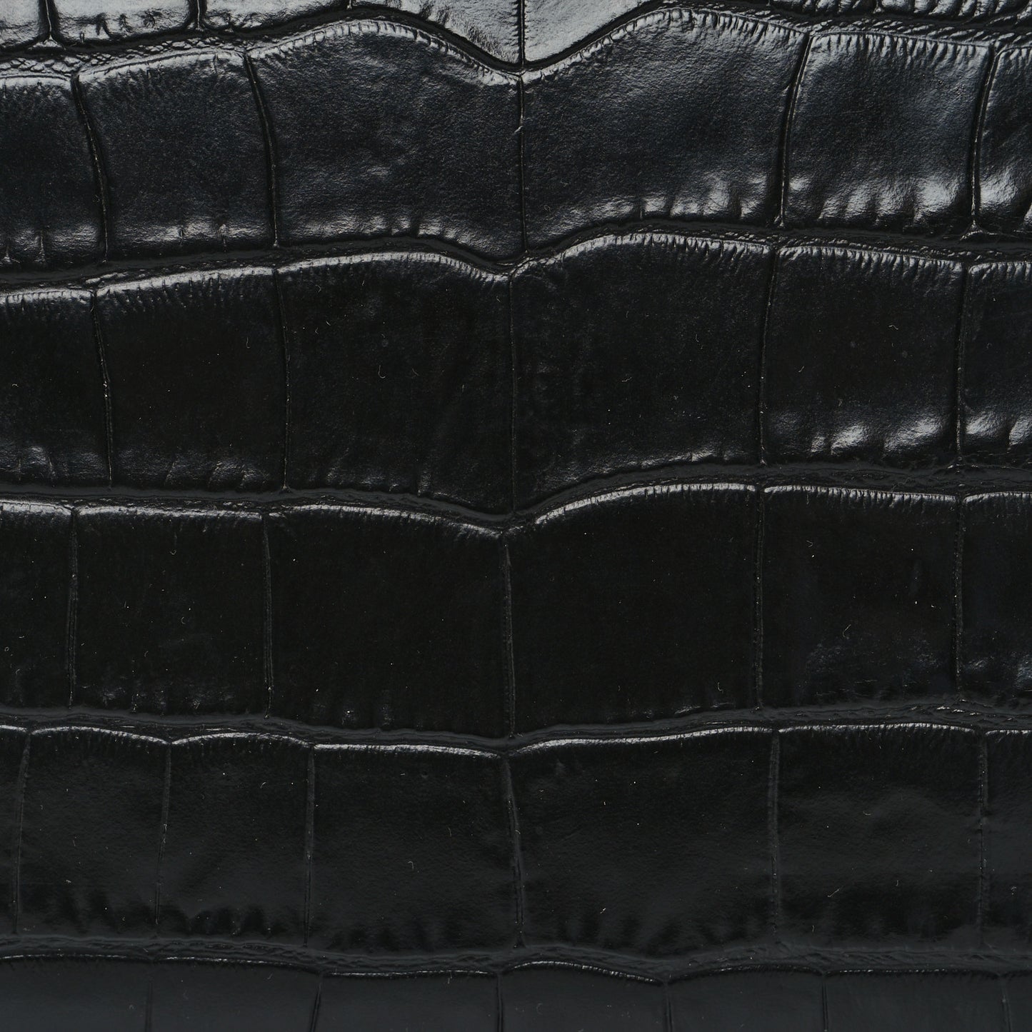 Calfskin Crocodile Embossed Knuckle Flat Clutch Black Gold