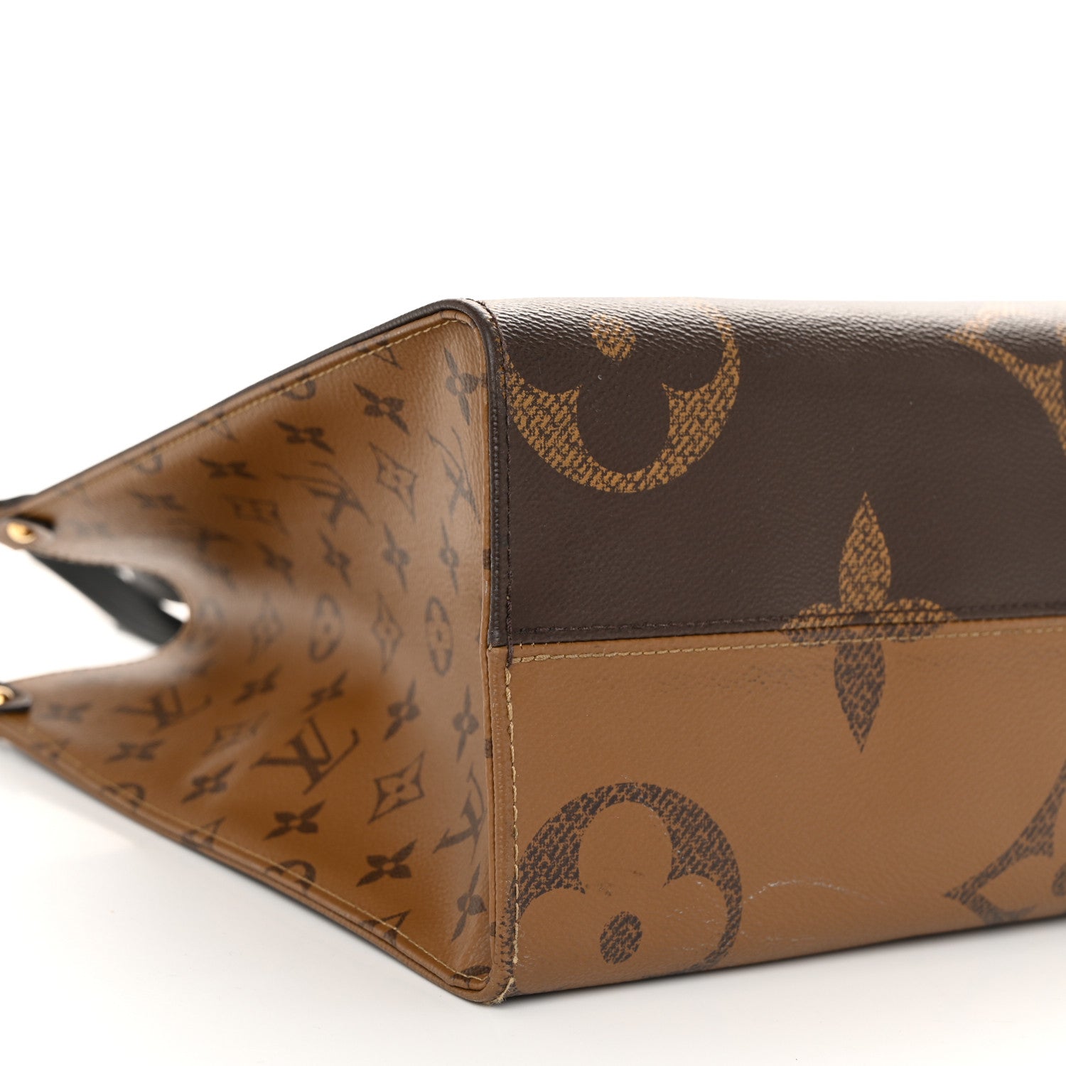 Louis Vuitton Reverse Monogram Giant Onthego MM 9 of 11