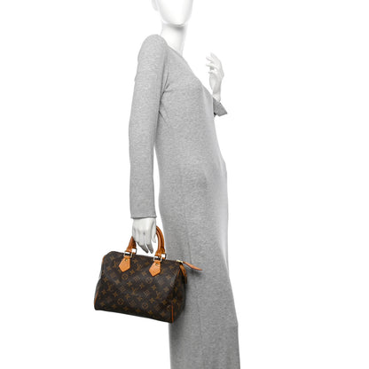 Louis Vuitton Monogram Speedy 25 2 of 10