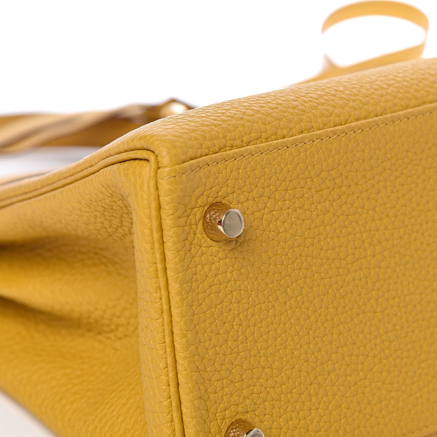 Hermes Togo Kelly Retourne 28 Jaune Ambre 6 of 42