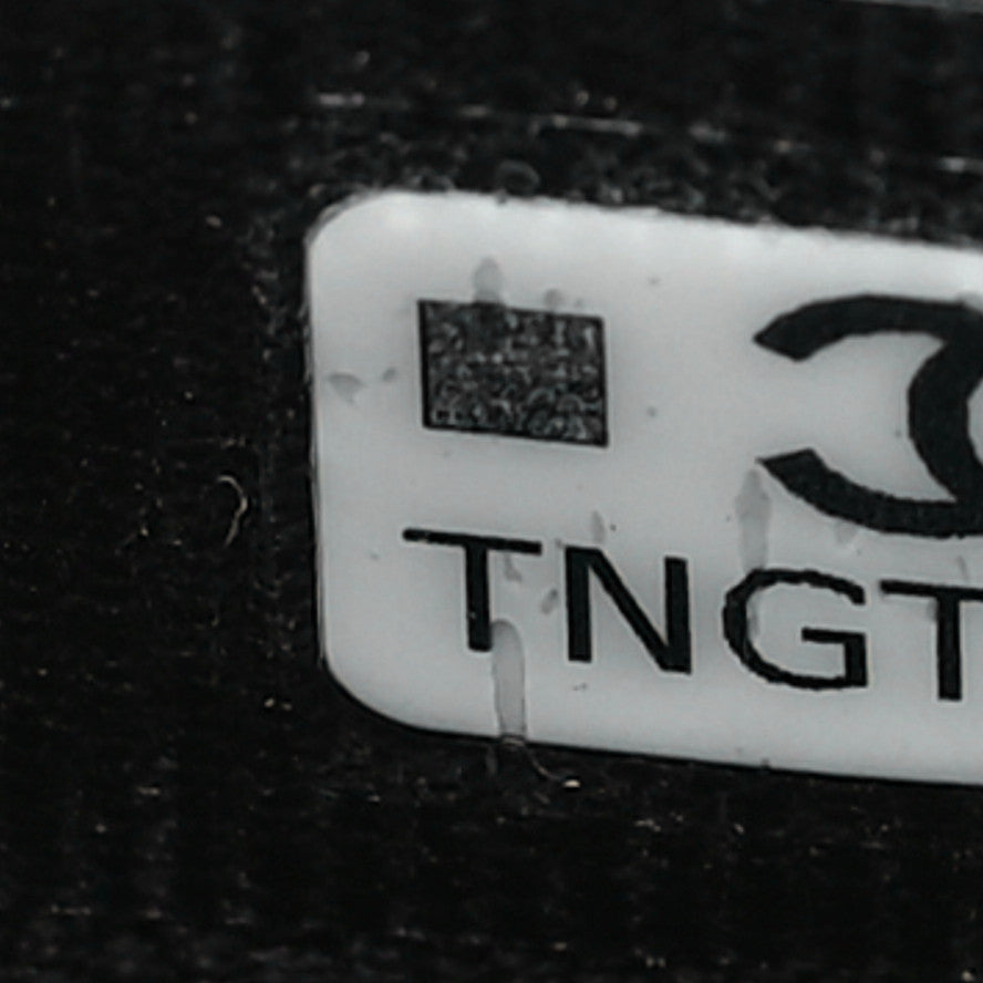 Chanel Caviar Quilted Textured CC Flap Card Holder Black 8 of 10