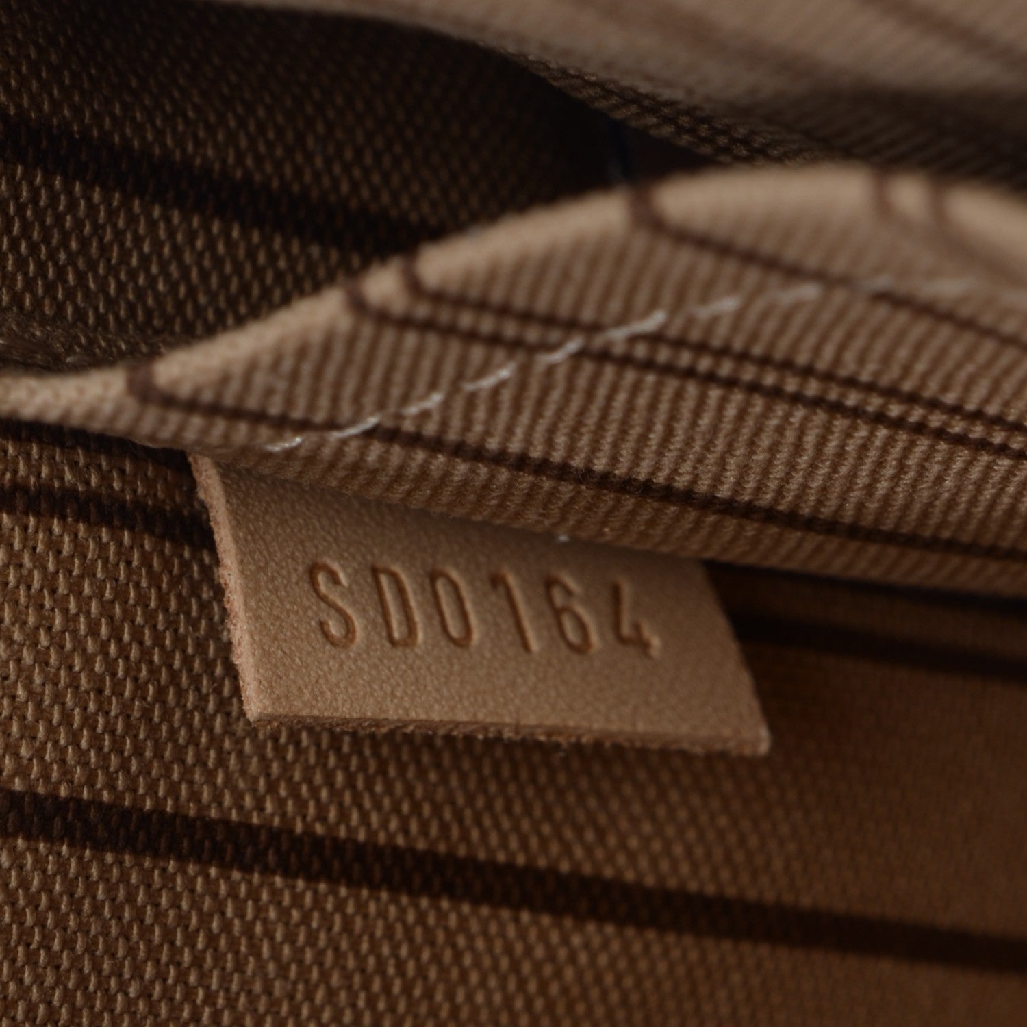 Louis Vuitton Monogram Neverfull MM GM Pochette 10 of 11