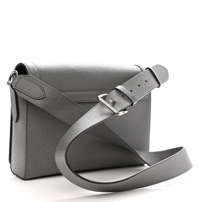 Louis Vuitton Taiga New Flap Messenger Gris 3 of 10