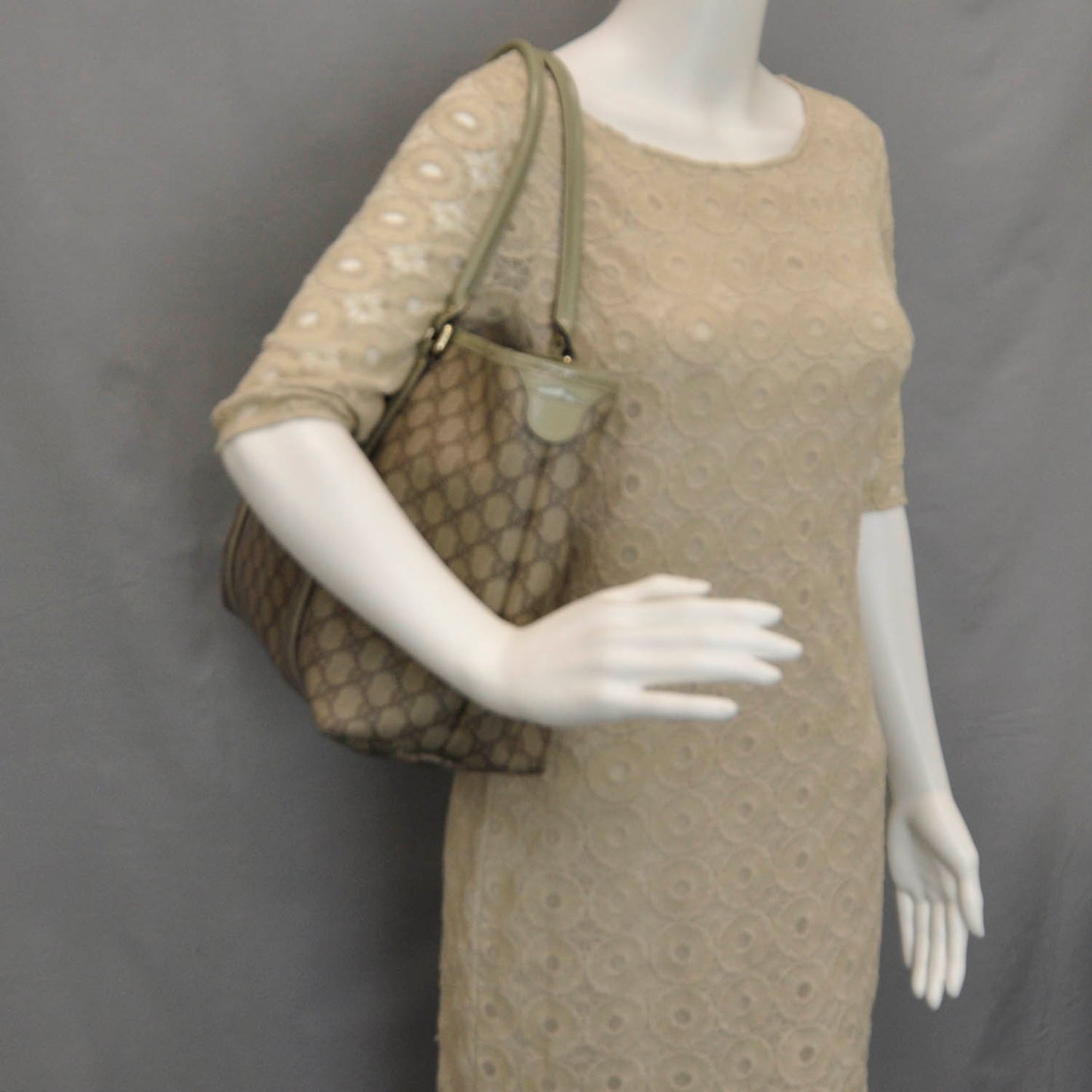 GG Plus Monogram Medium Joy Tote