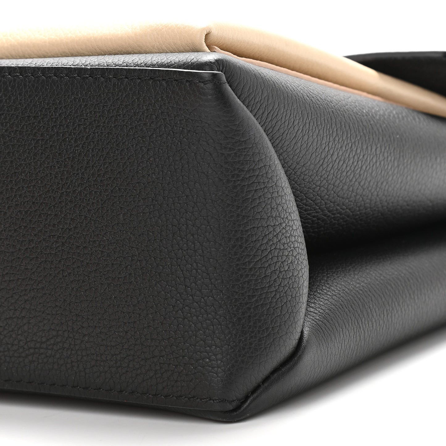 Soft Calfskin My Lockme Top Handle Vanille Black