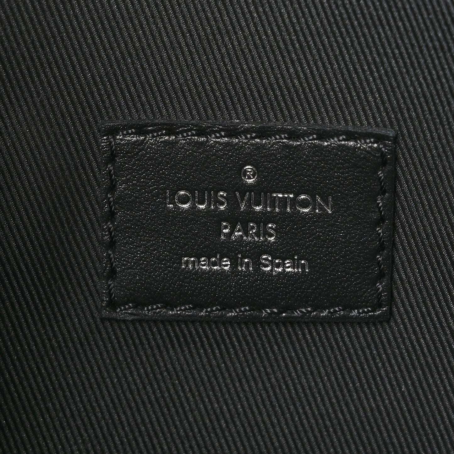 Damier Graphite 3D Studio Messenger