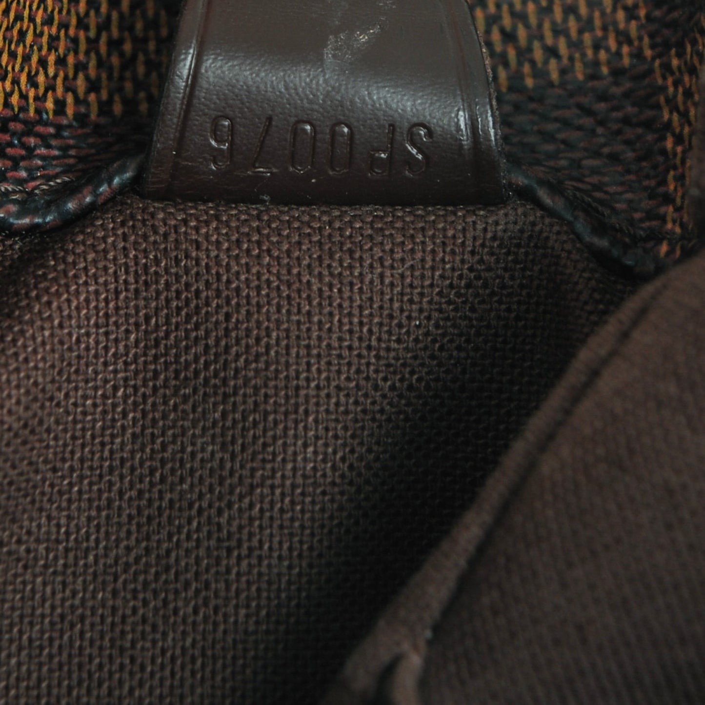 Damier Ebene Bastille Messenger