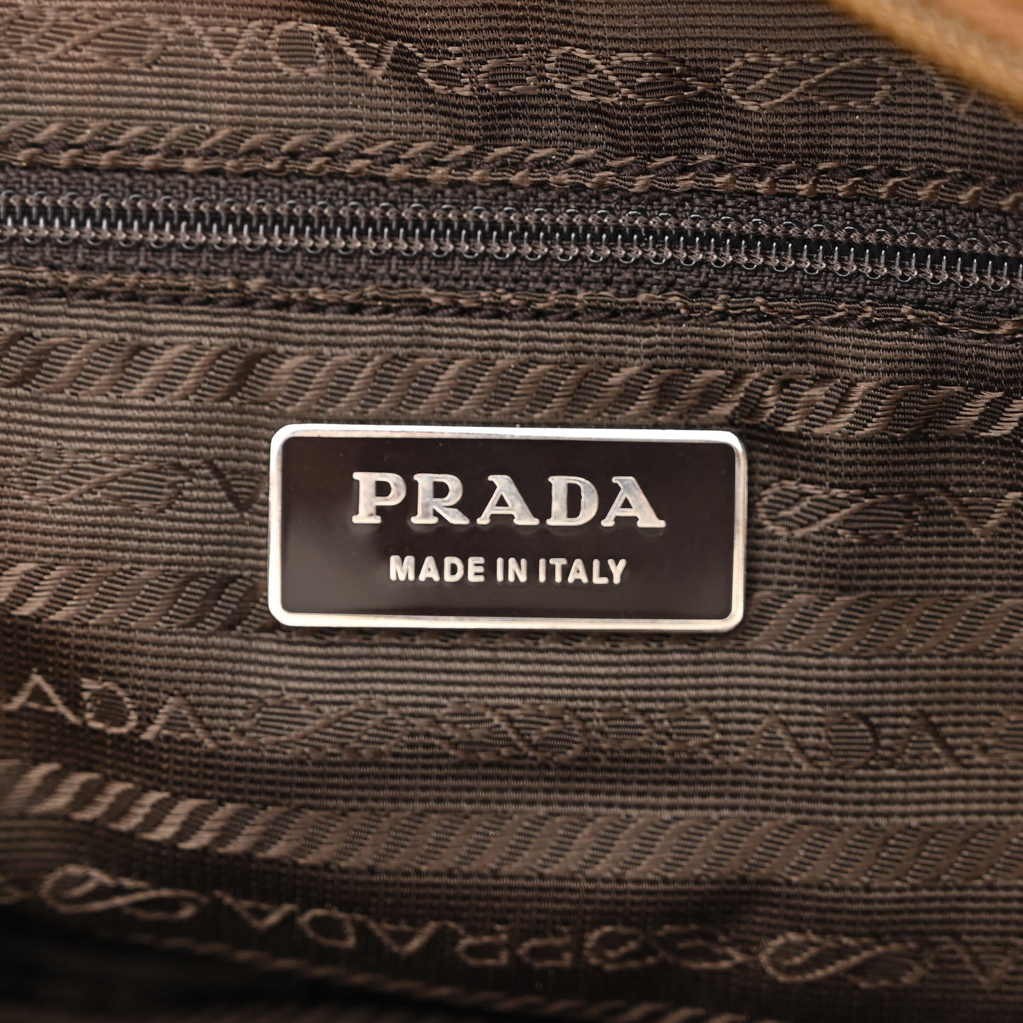 Nylon Vela Sport Messenger Bag Sughero