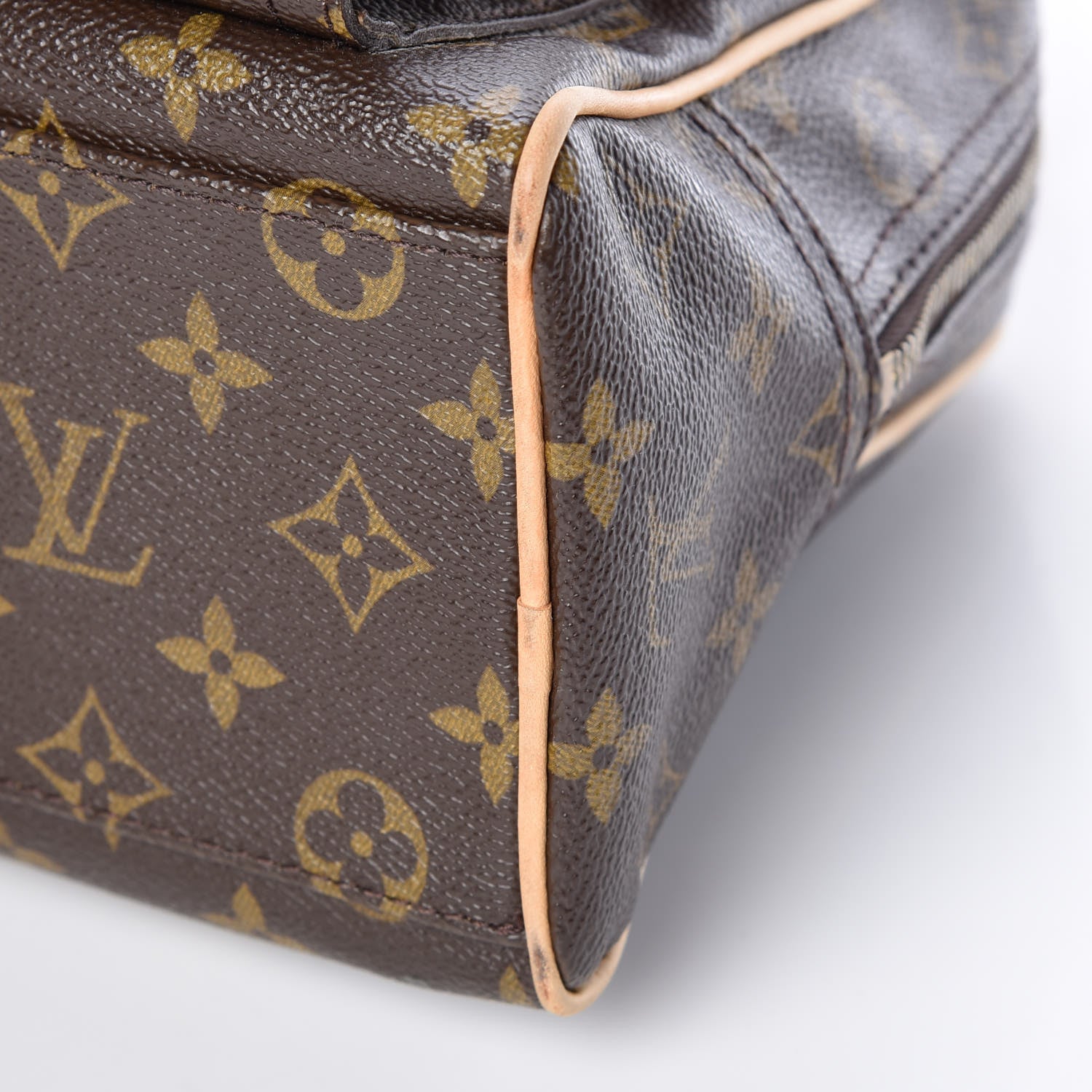 Louis Vuitton Monogram Manhattan PM 14 of 18