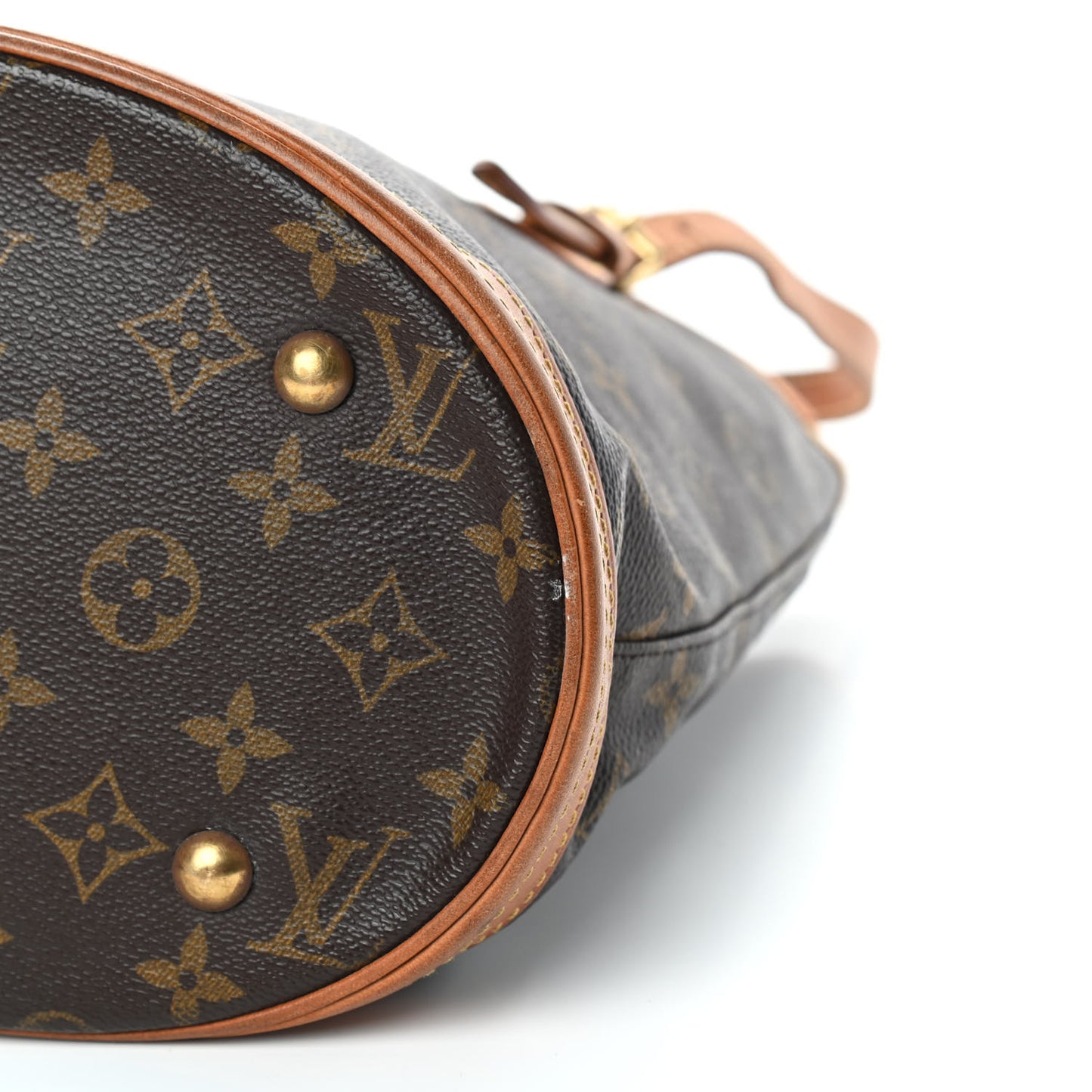 Monogram Petit Bucket 23
