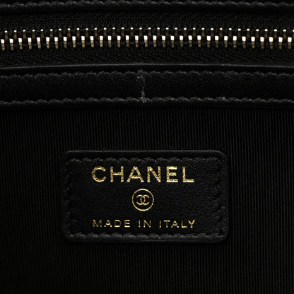 Chanel Calfskin Crocodile Embossed Graffiti 2.55 Large Cocodile Reissue Cosmetic Case Black Gold 6 of 11