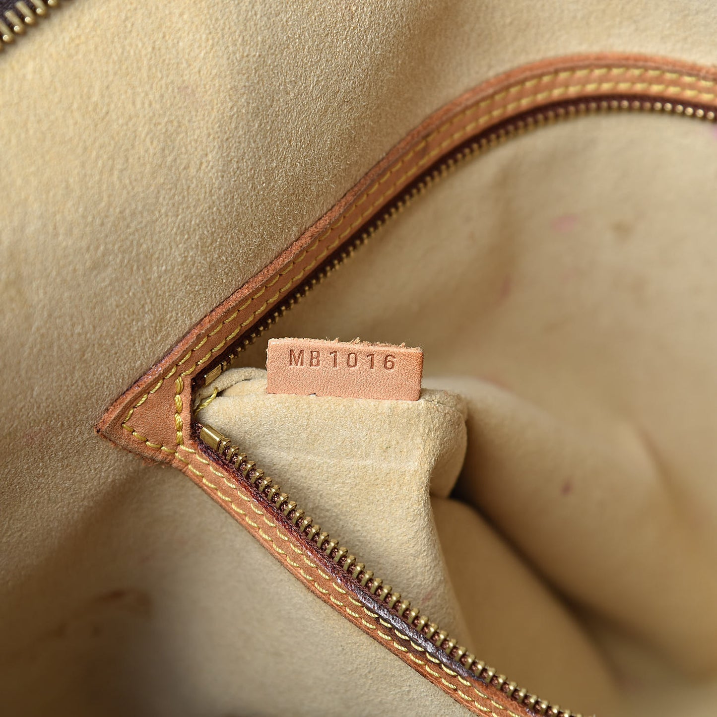 Monogram Babylone