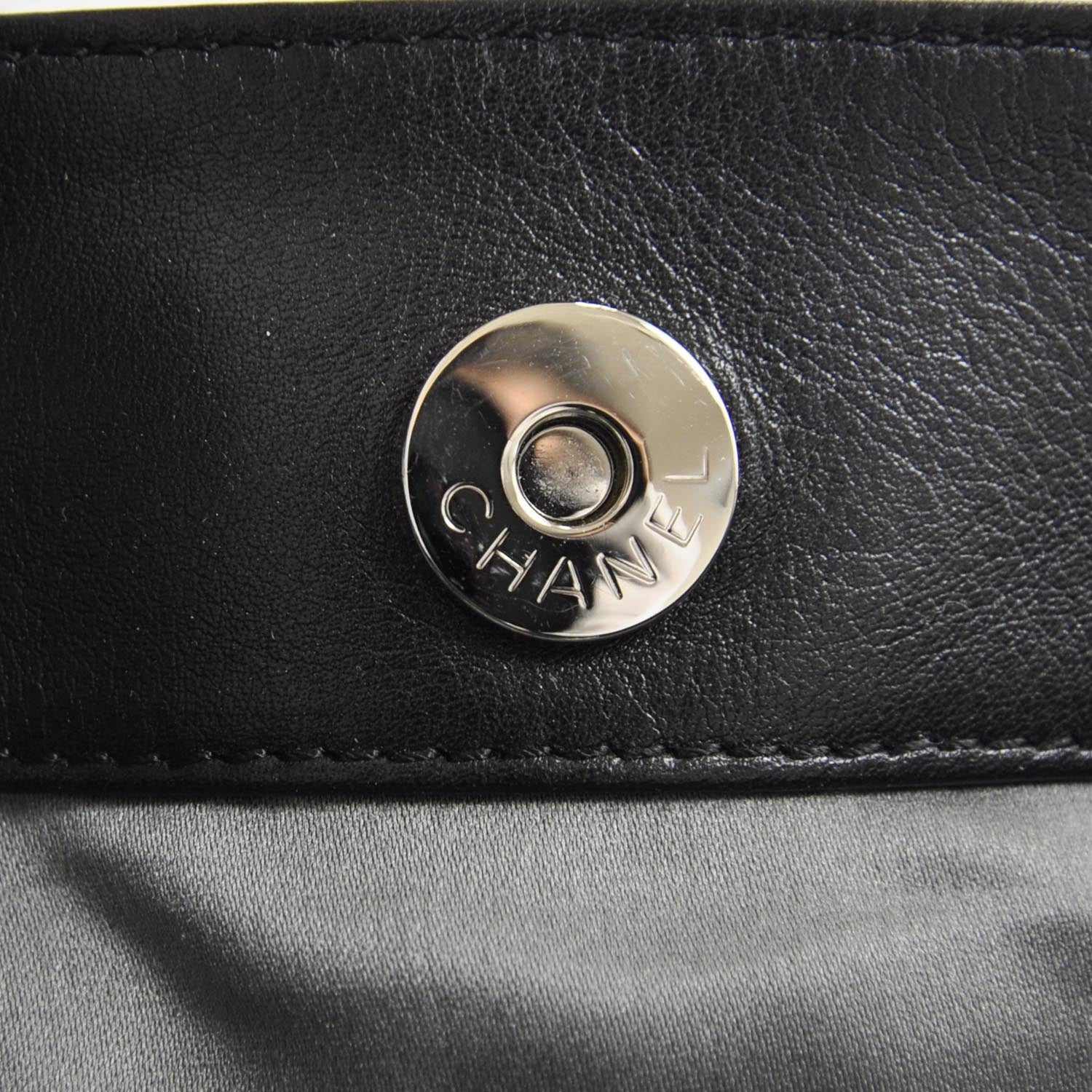 Chanel Leather Modern Chain Tote Black 9 of 9