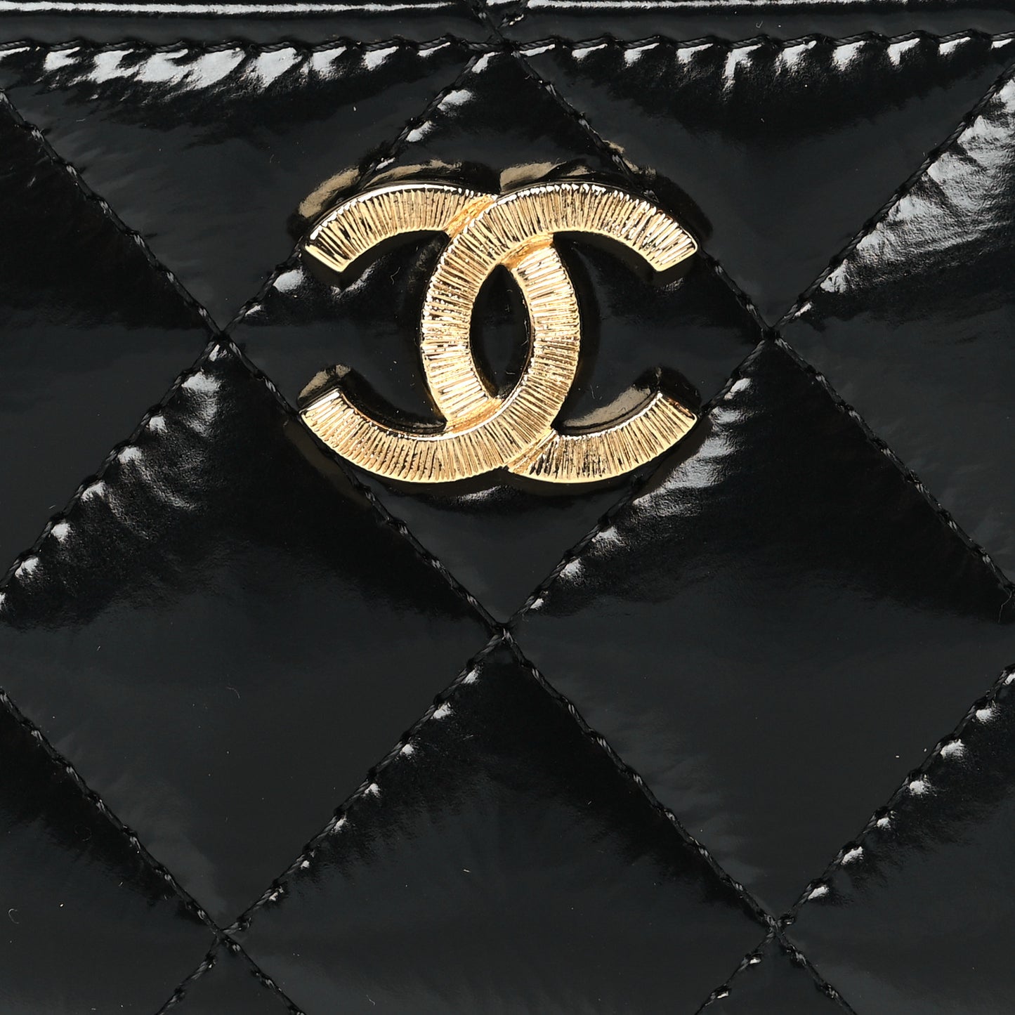 Shiny Lambskin Quilted Textured CC Zip Coin Purse Black