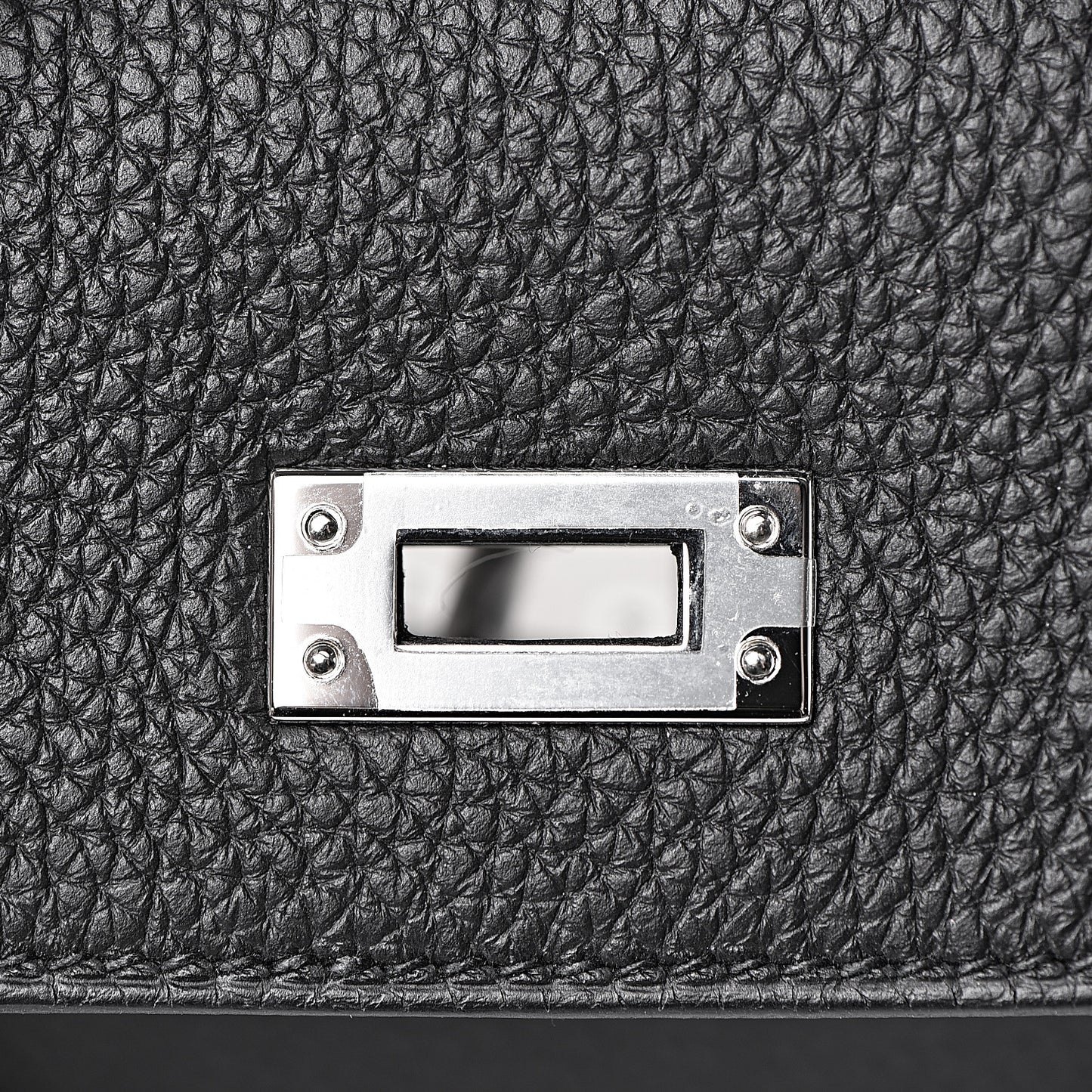Togo Kelly Retourne 25 Black
