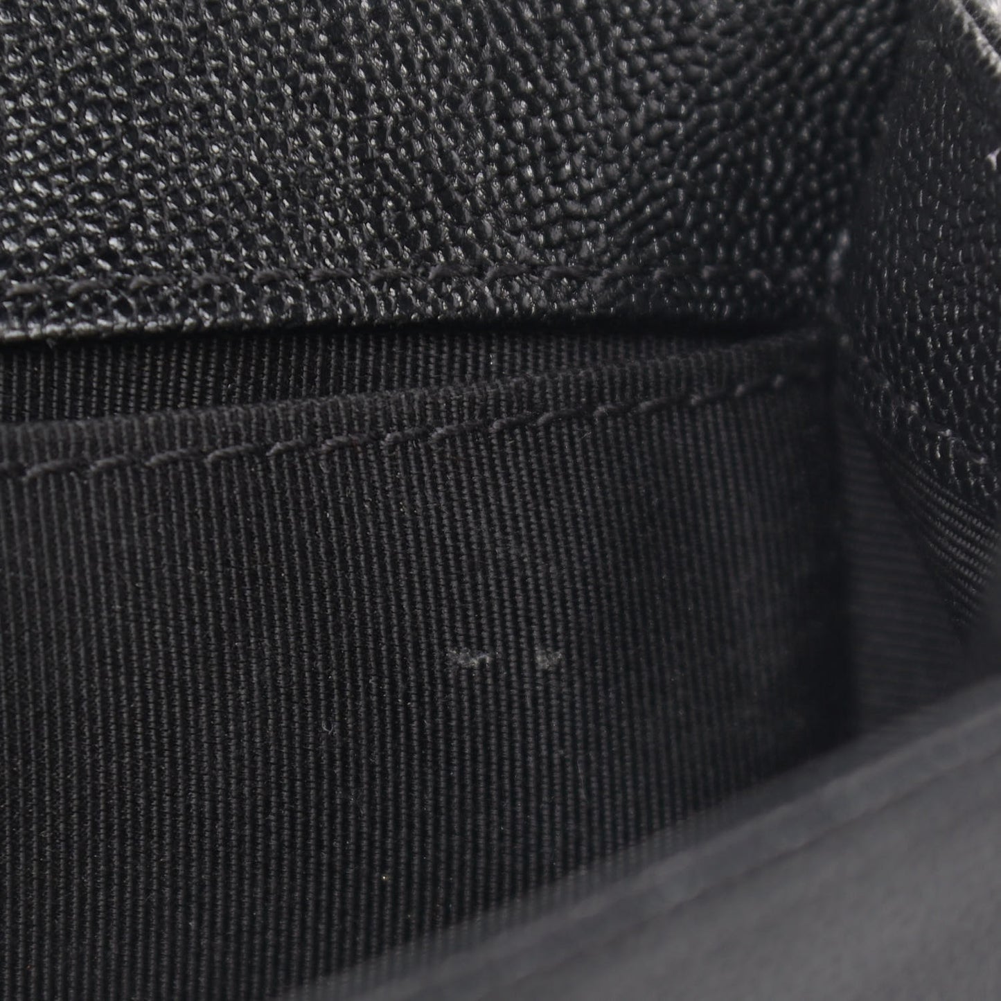 Caviar Chevron Quilted Small Boy Flap Black