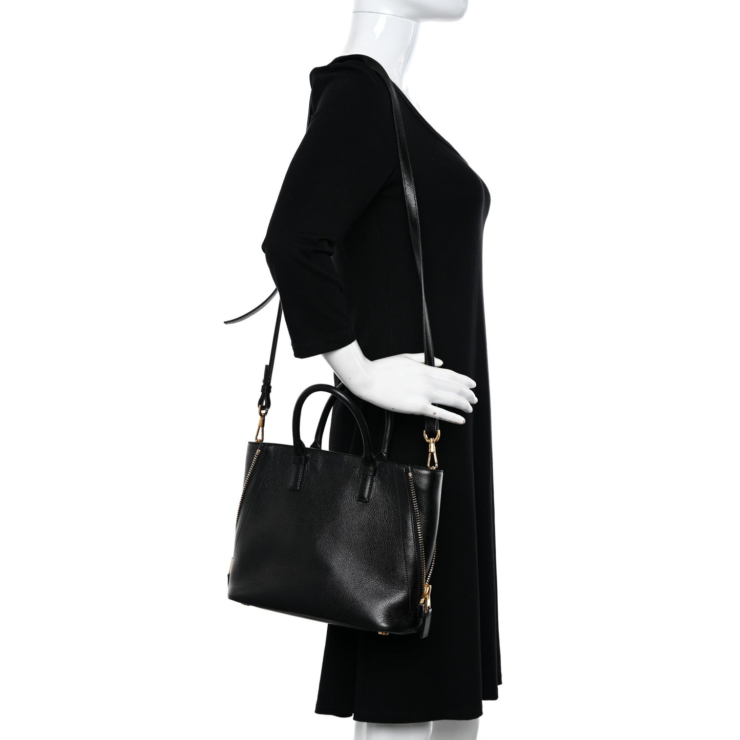 Pebbled Calfskin Small Jennifer Zip Tote Black