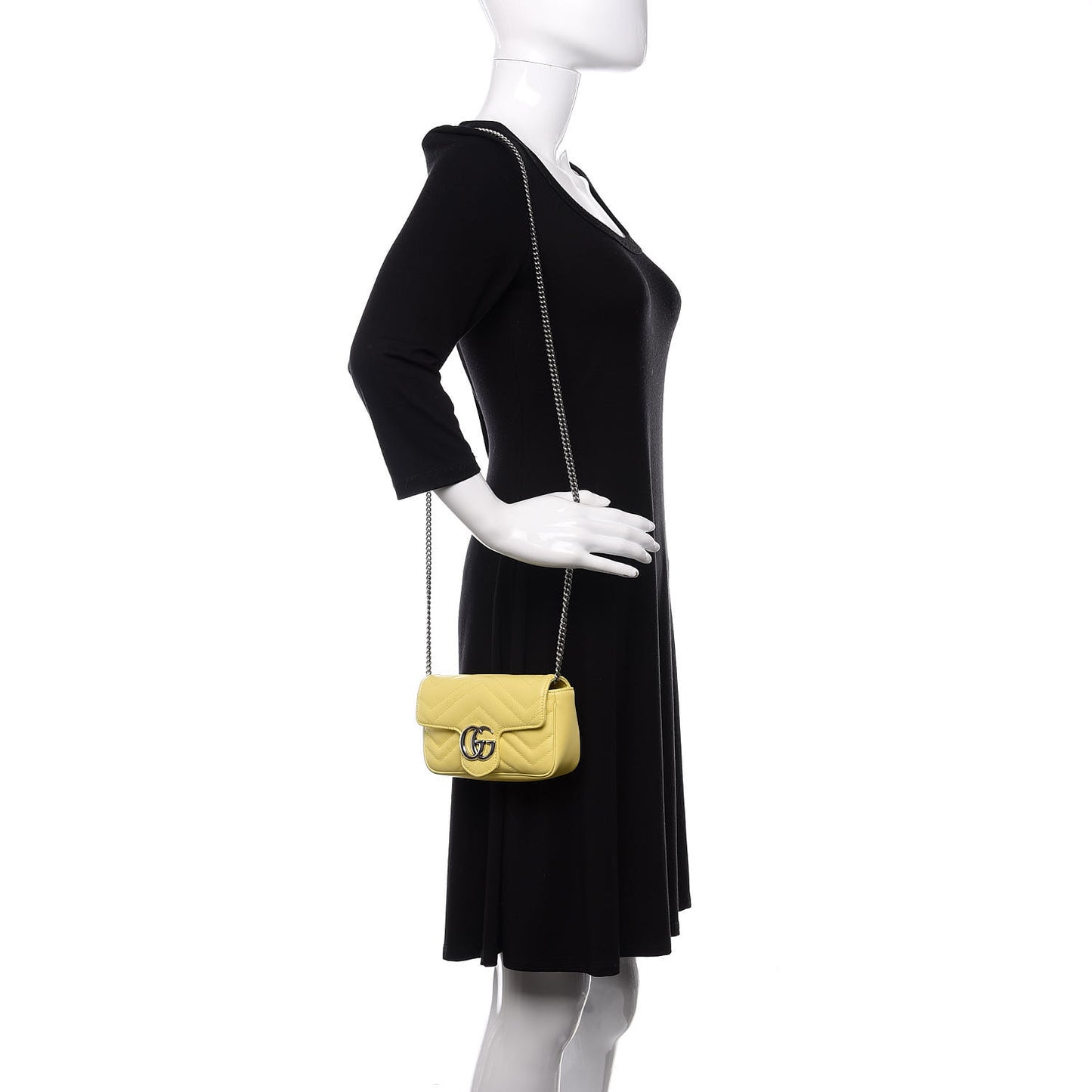 Calfskin Matelasse Super Mini GG Marmont Shoulder Bag Banana