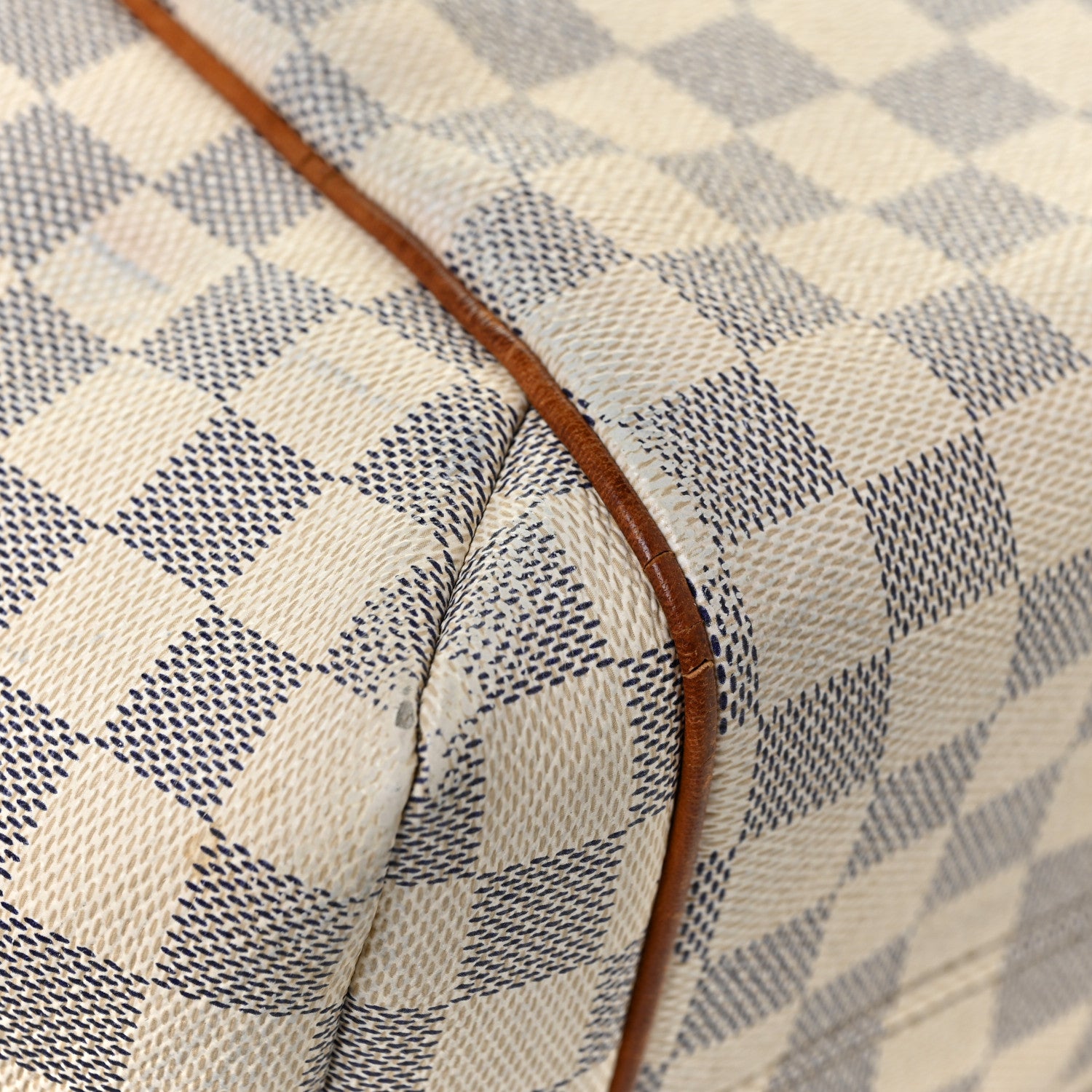 Louis Vuitton Damier Azur Totally MM 13 of 29