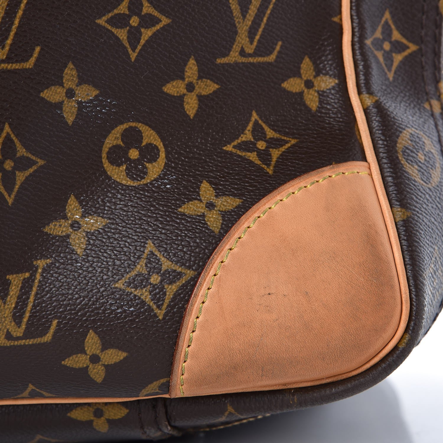 Louis Vuitton Monogram Sirius 70 22 of 25