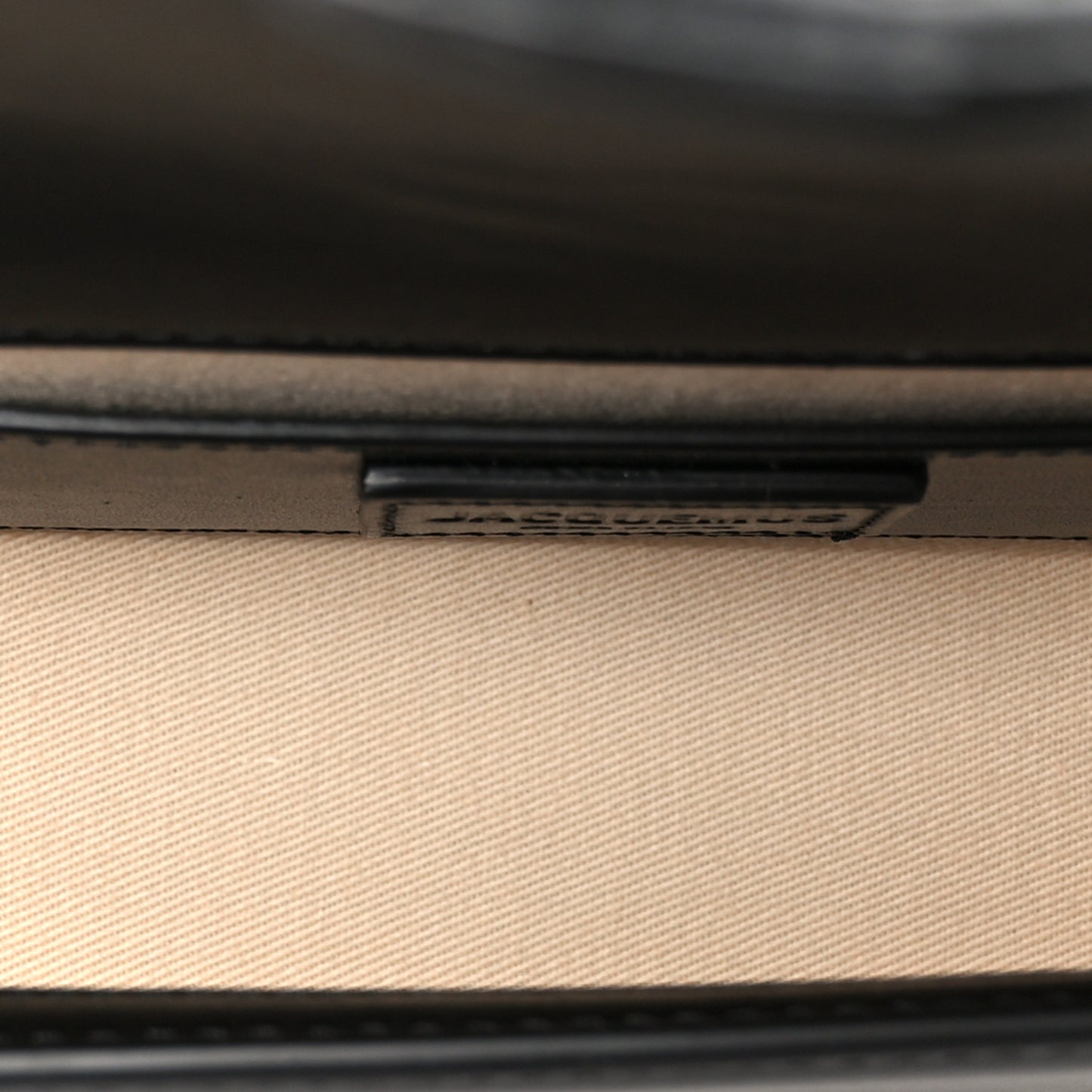 Smooth Calfskin Le Grand Bambino Long Black
