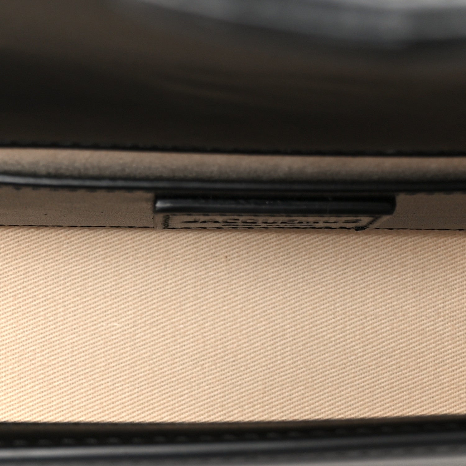 Jacquemus Smooth Calfskin Le Grand Bambino Long Black 5 of 9