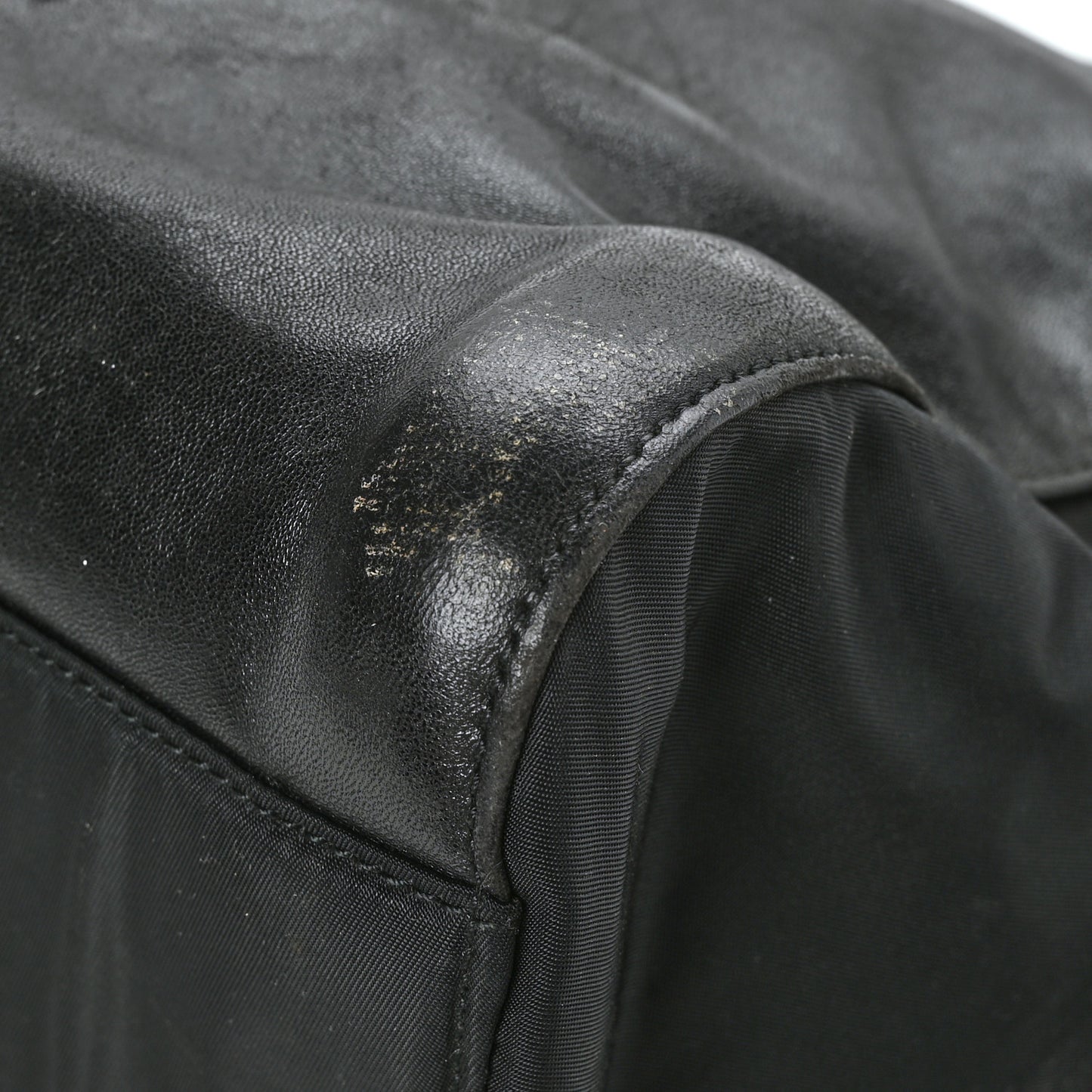 Nappa Tessuto Nylon Chain Tote Black
