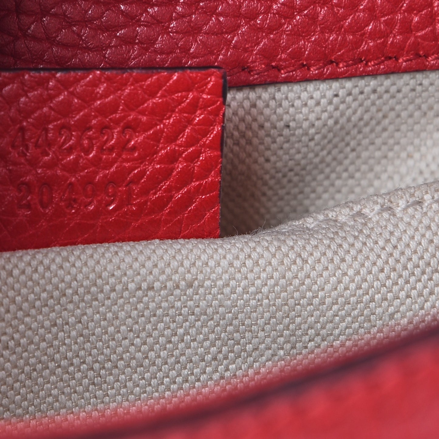 Calfskin Mini GG Marmont Top Handle Bag Vulcanic Red