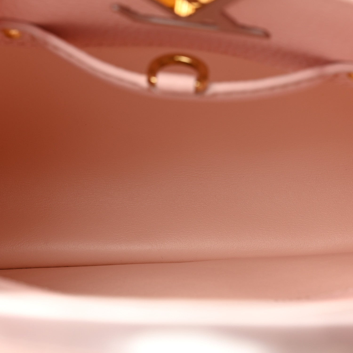 Louis Vuitton Taurillon Capucines BB Rose Jasmin 5 of 11
