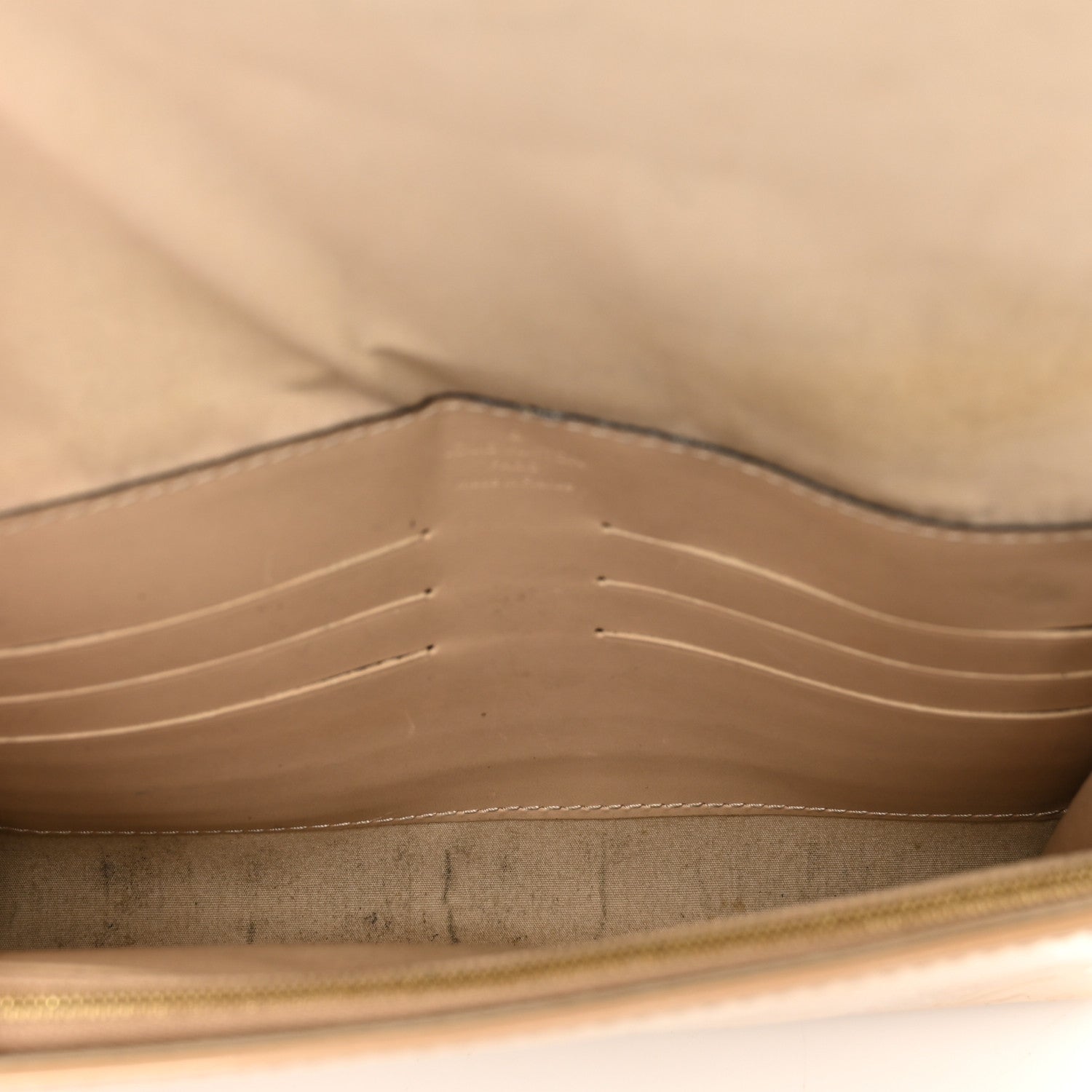 Louis Vuitton Vernis Ana Clutch Dune 6 of 12