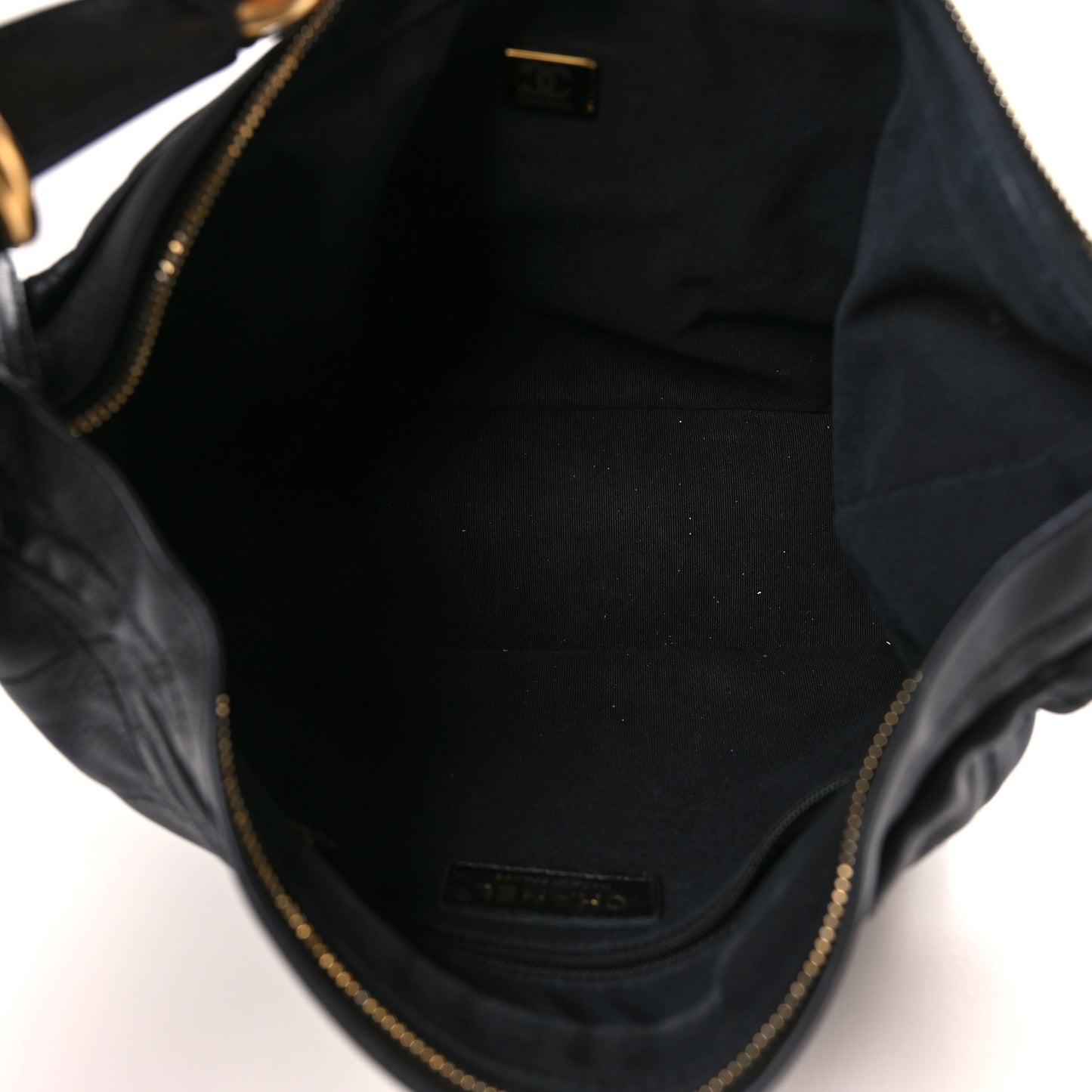 Calfskin Quilted Daily Hobo Black