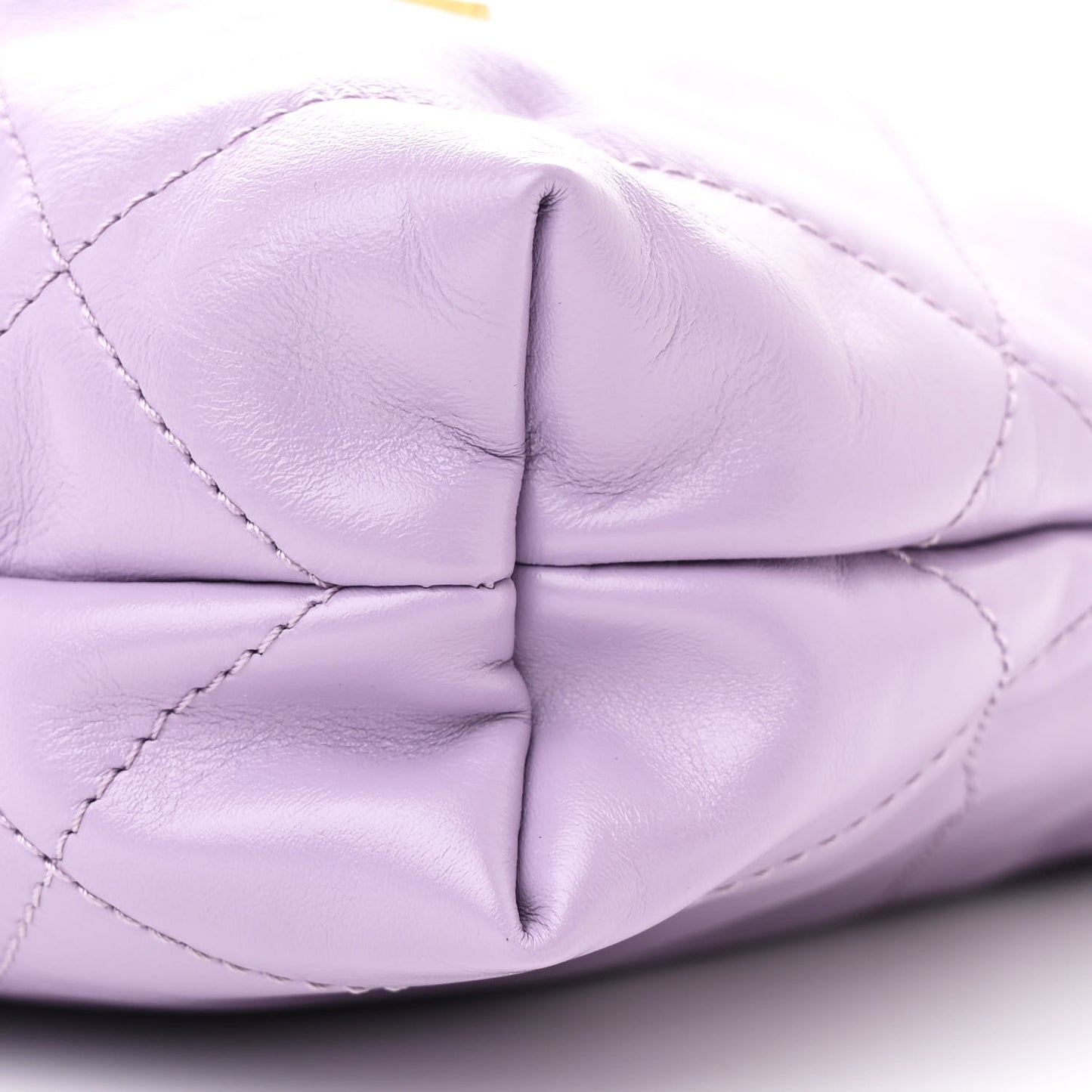 Shiny Calfskin Quilted Mini Chanel 22 Light Purple