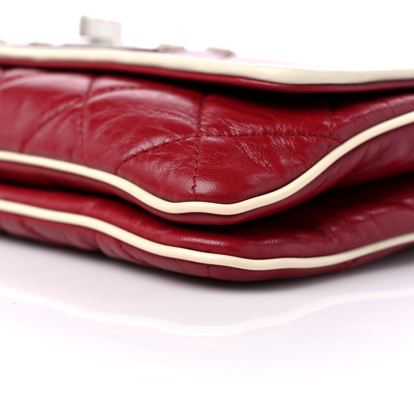 Lambskin Quilted East West Flap Red