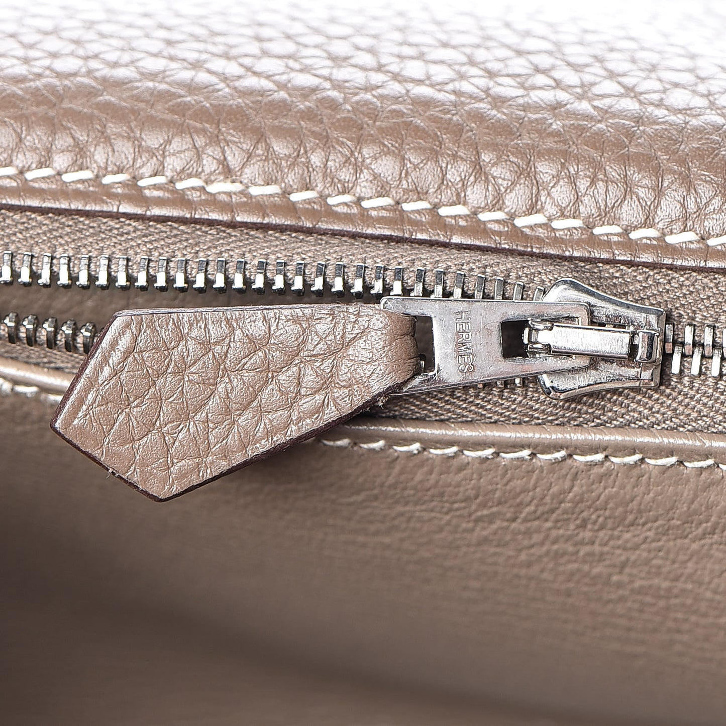 Taurillon Clemence Shoulder Kelly 40 Etoupe