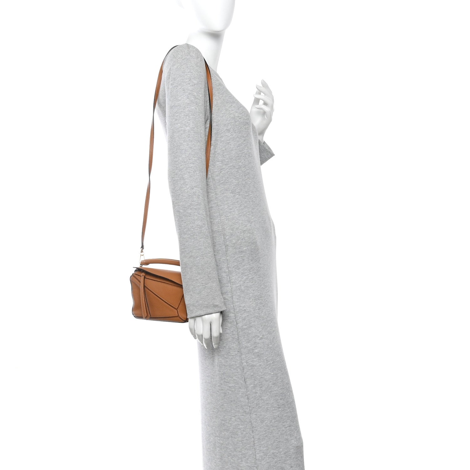 ロエベ LOEWE パズル PUZZLE MINI BAG TAN Loewe Calfskin Mini Puzzle Bag Tan 1843011 – FASHIONPHILE