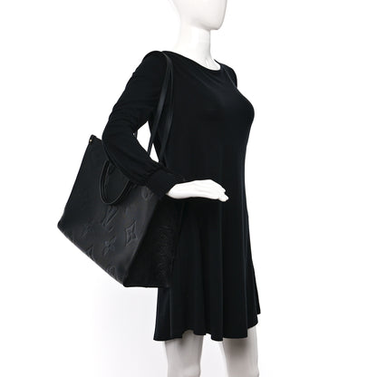 Louis Vuitton Empreinte Monogram Giant Onthego GM Black 2 of 9