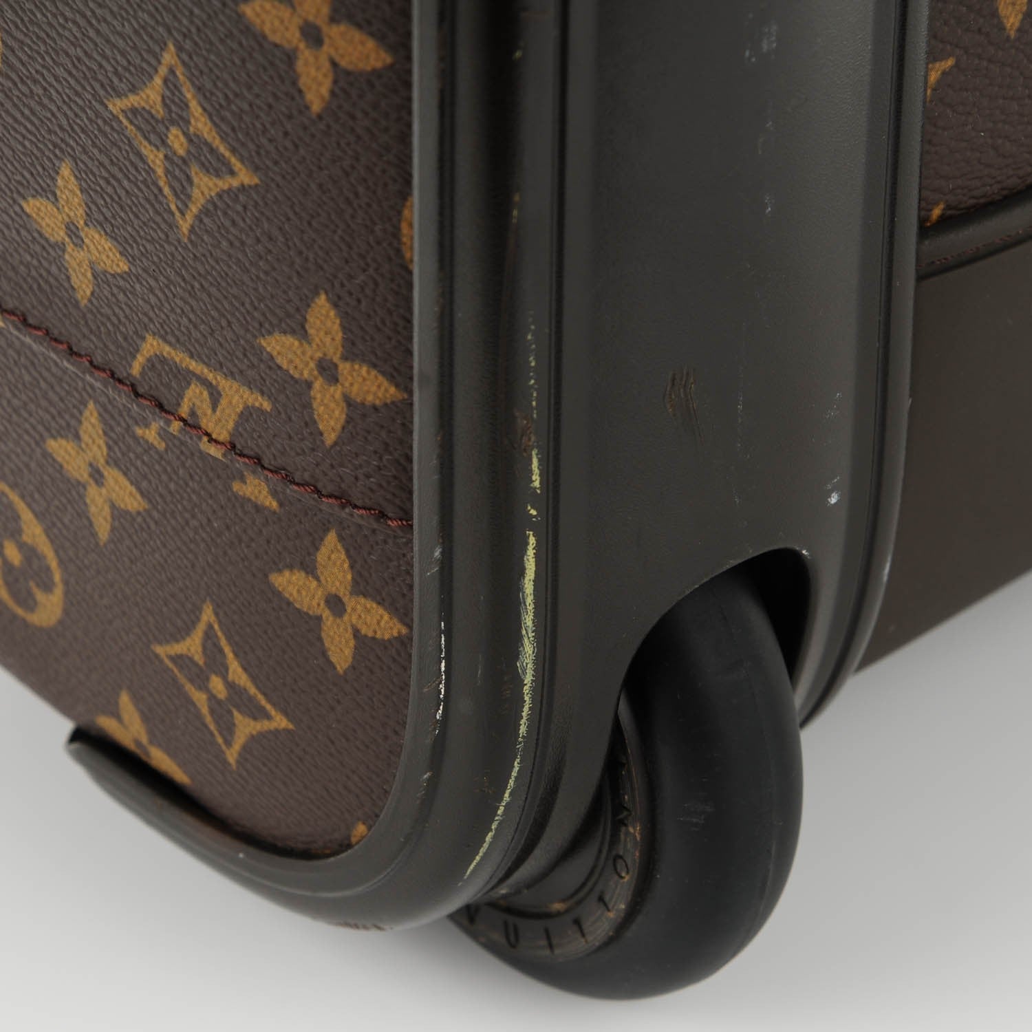 Louis Vuitton Monogram Pegase 45 8 of 8