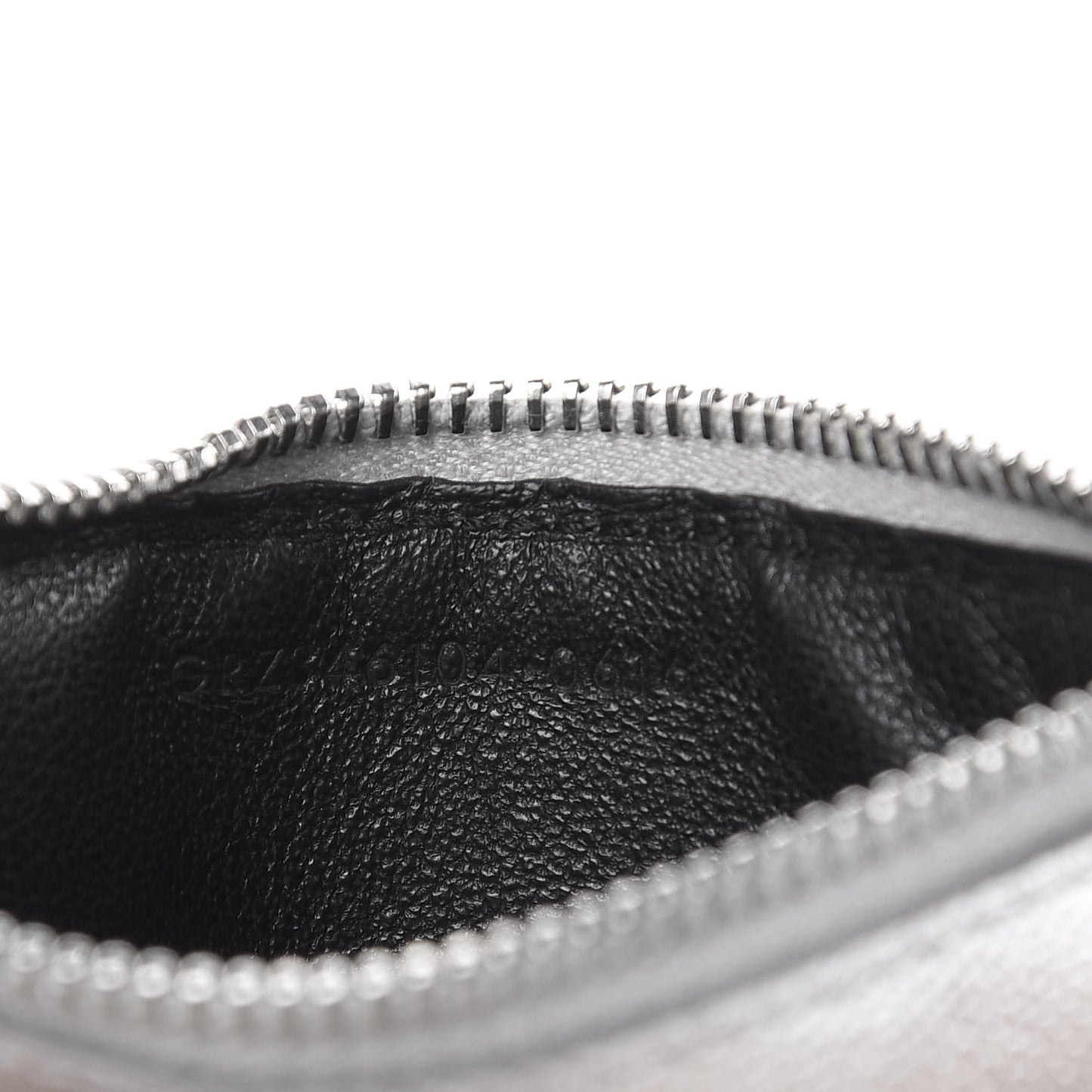 Grained Calfskin 5 Fragments Zip Pouch Card Holder Silver