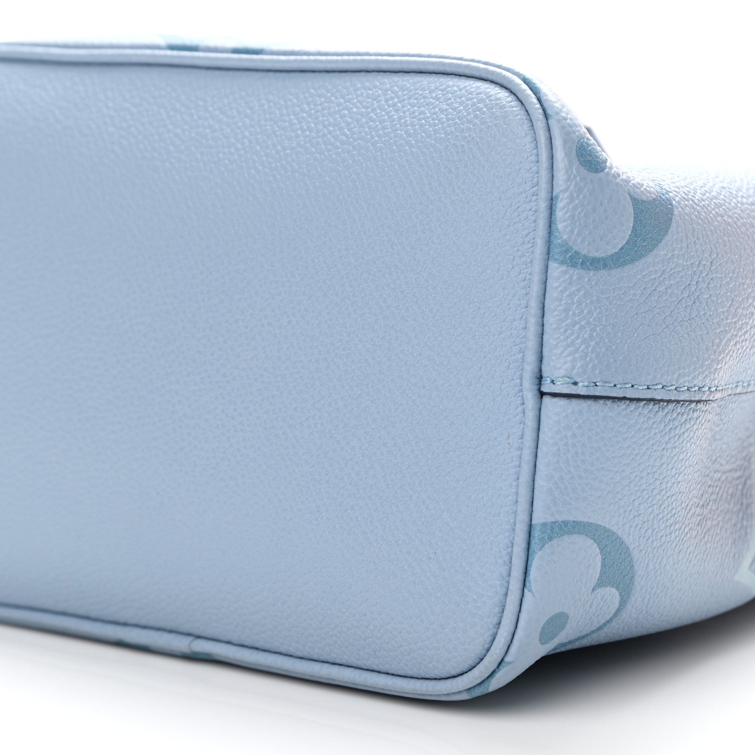 Louis Vuitton Empreinte Monogram Giant By The Pool Neonoe BB Summer Blue 9 of 10