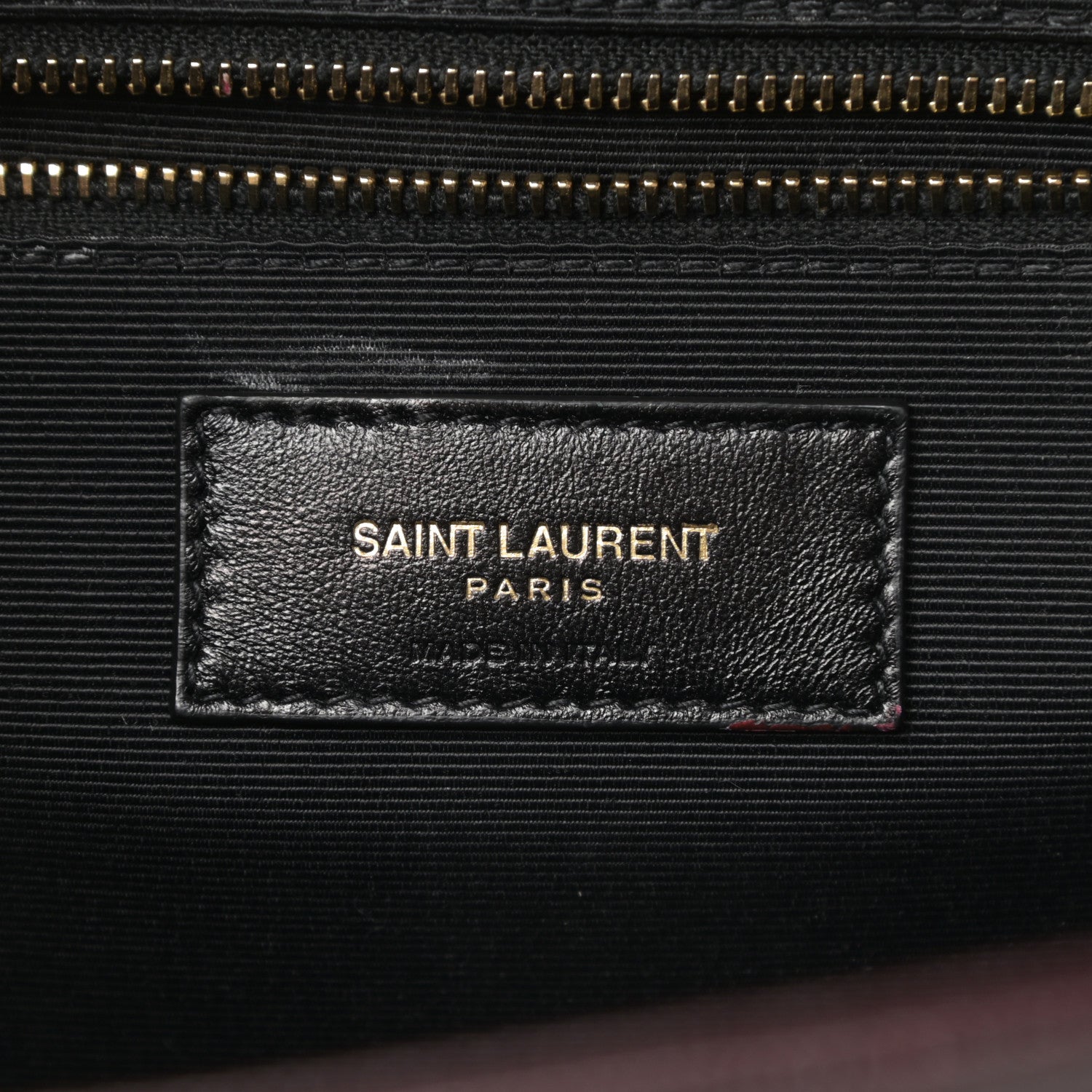 Saint Laurent Grain De Poudre Matelasse Chevron Large Monogram Satchel Rouge Legion 6 of 13