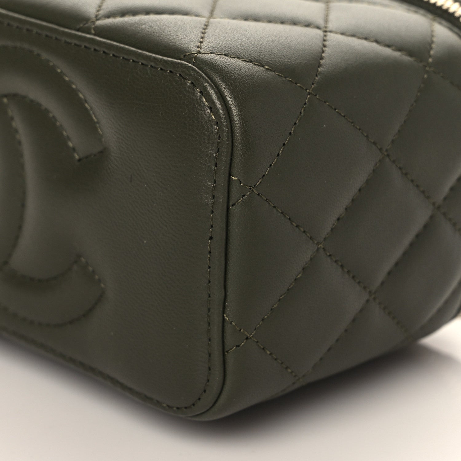 Chanel Lambskin Quilted Pick Me Up Vanity Case Khaki 9 of 11
