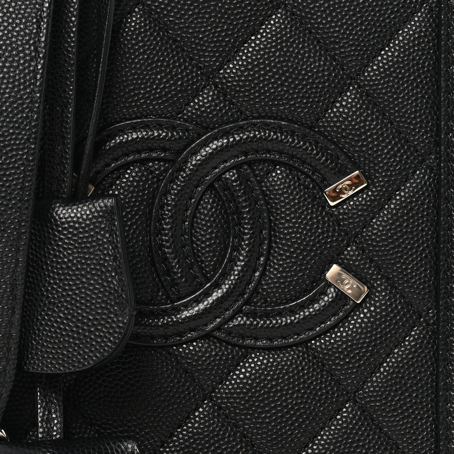 Chanel Caviar Quilted CC North South Filigree Vanity Case Black 8 of 10