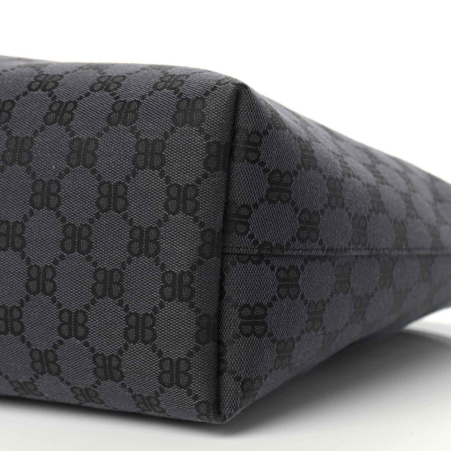 X BALENCIAGA BB Monogram Web Medium Ophidia Shopping Tote Black