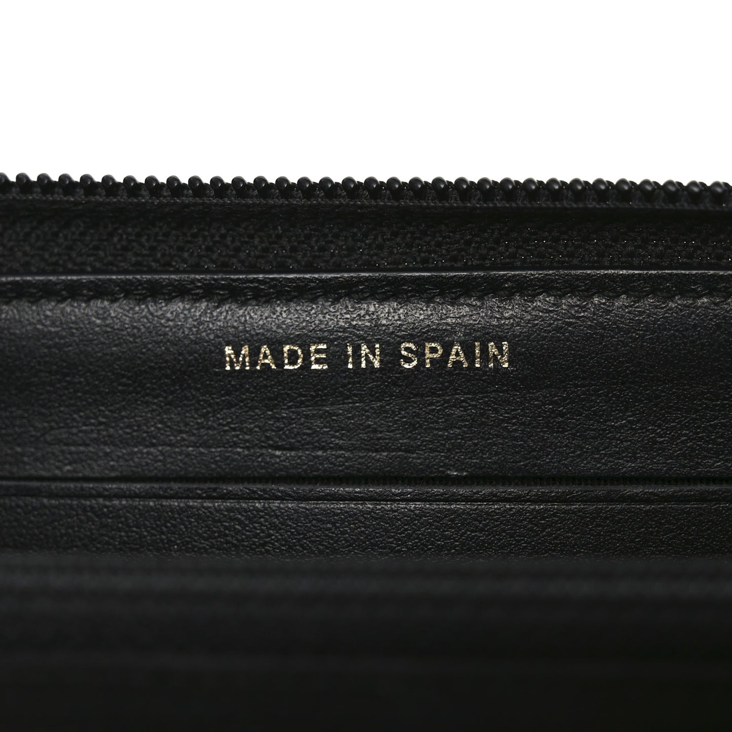 Caviar Quilted Small Boy Zip Around Wallet Black