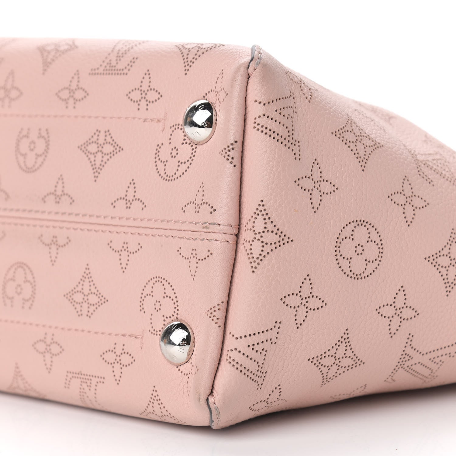 Louis Vuitton Mahina Hina PM Magnolia 19 of 25