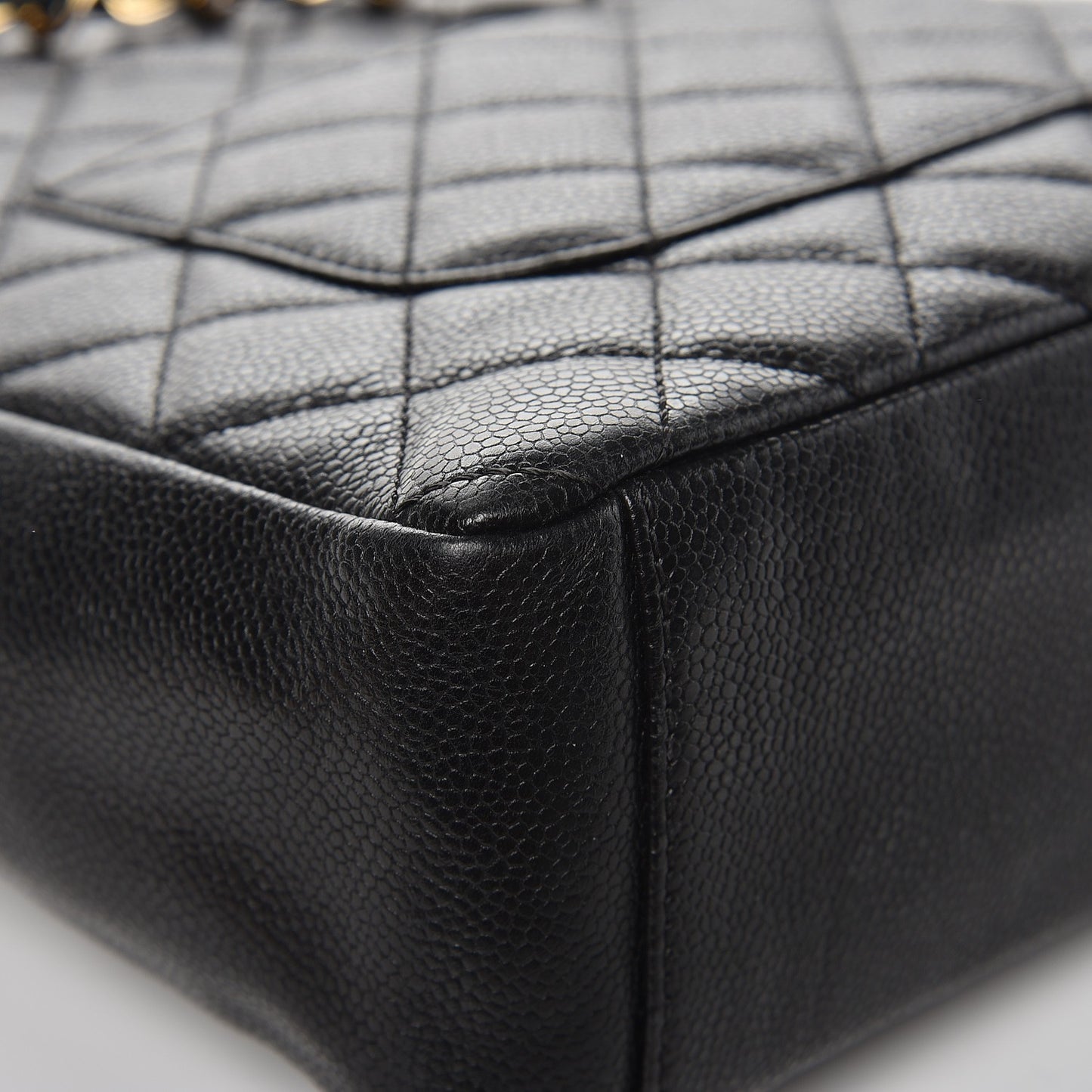 Caviar Quilted Petit Shopping Tote PST Black