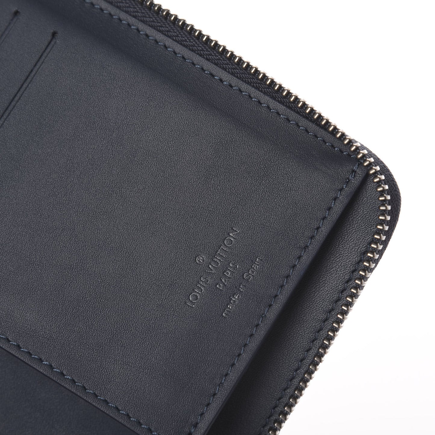 Damier Infini Vertical Wallet Cosmos